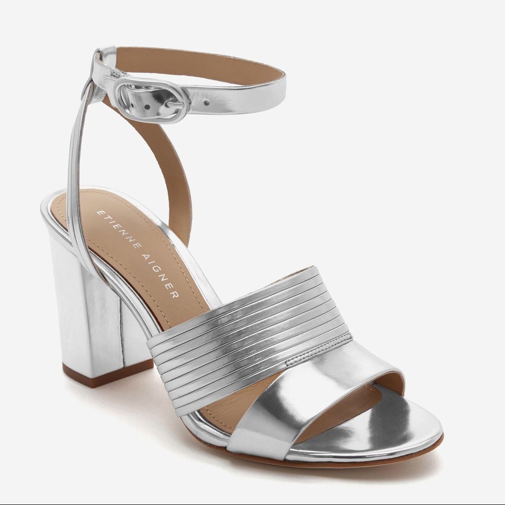 NIB Etienne Aigner Layla Silver Block Heel 9